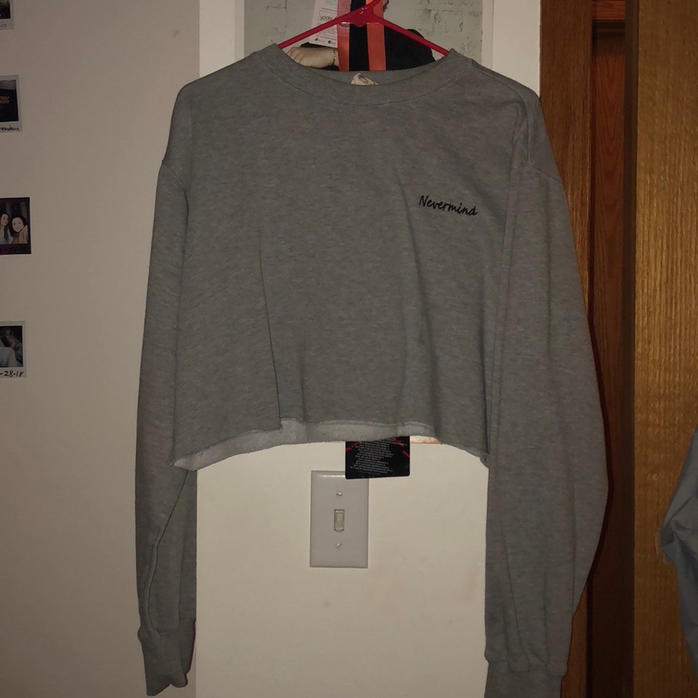 LA HEARTS Grey ‘Nevermind’ Cropped Crew Neck